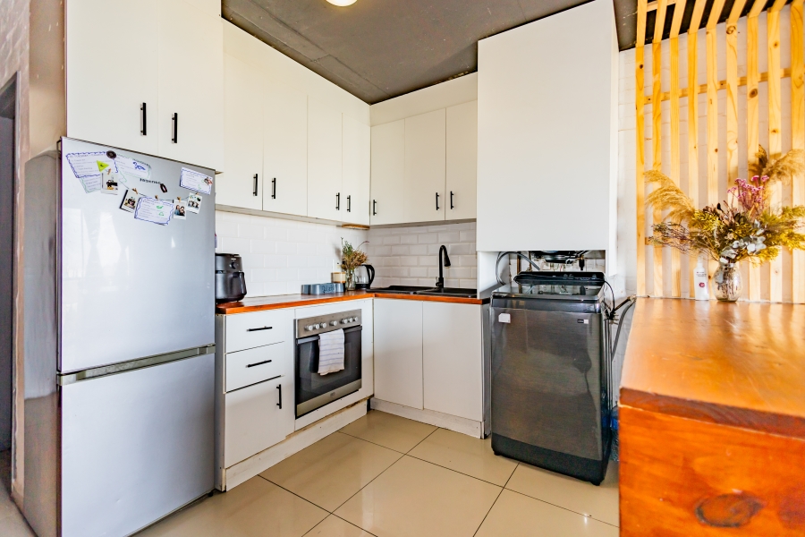 2 Bedroom Property for Sale in Brooklyn Western Cape